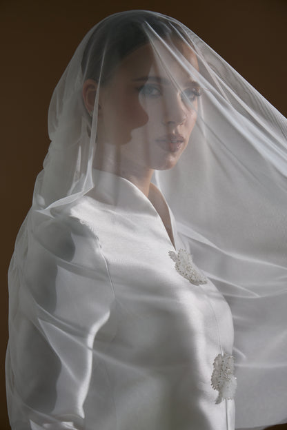 GATHERED SHORT VEIL