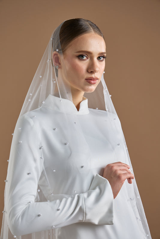 LONG VEIL WITH PEARL EMBELLISH