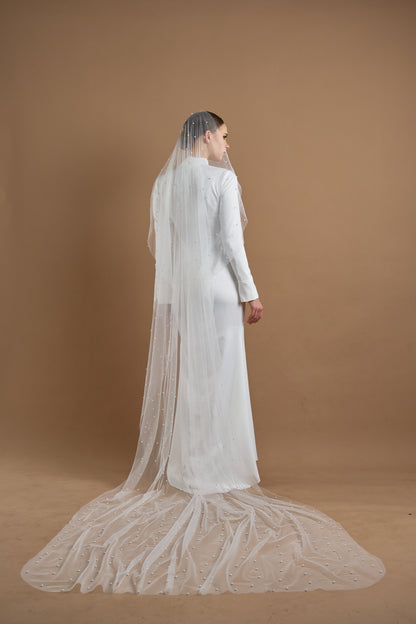 LONG VEIL WITH PEARL EMBELLISH